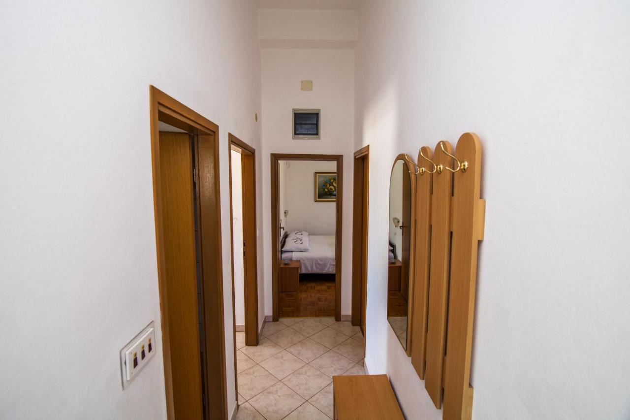 Apartman Kristina Apartment Banjole Bagian luar foto