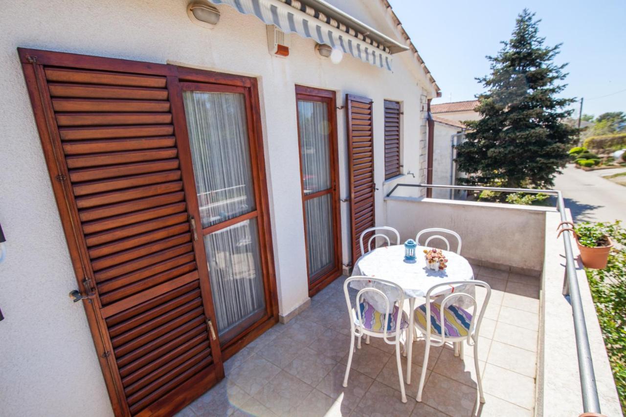 Apartman Kristina Apartment Banjole Bagian luar foto