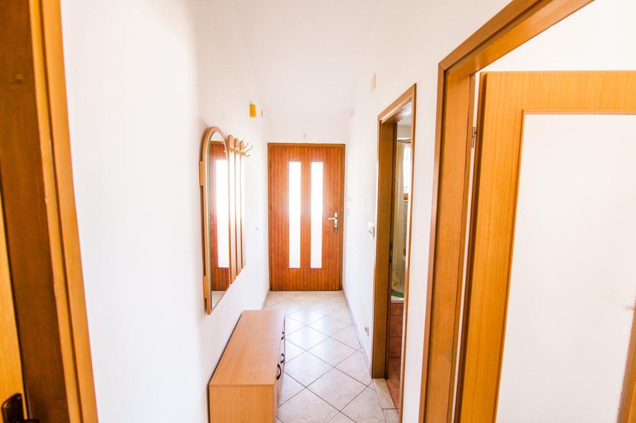 Apartman Kristina Apartment Banjole Bagian luar foto