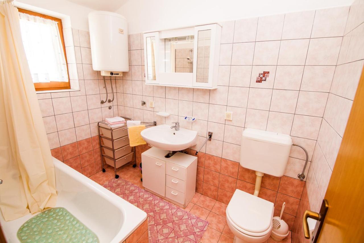 Apartman Kristina Apartment Banjole Bagian luar foto