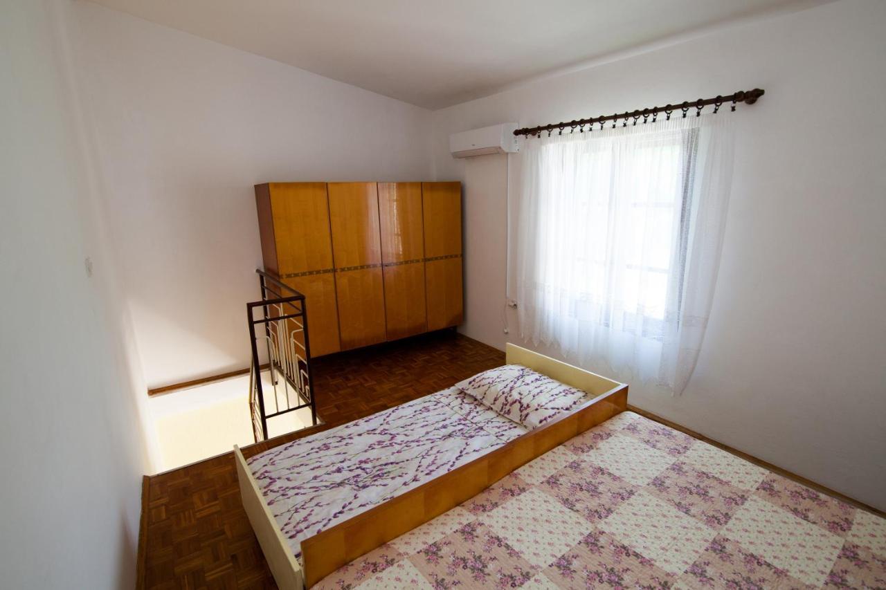 Apartman Kristina Apartment Banjole Bagian luar foto
