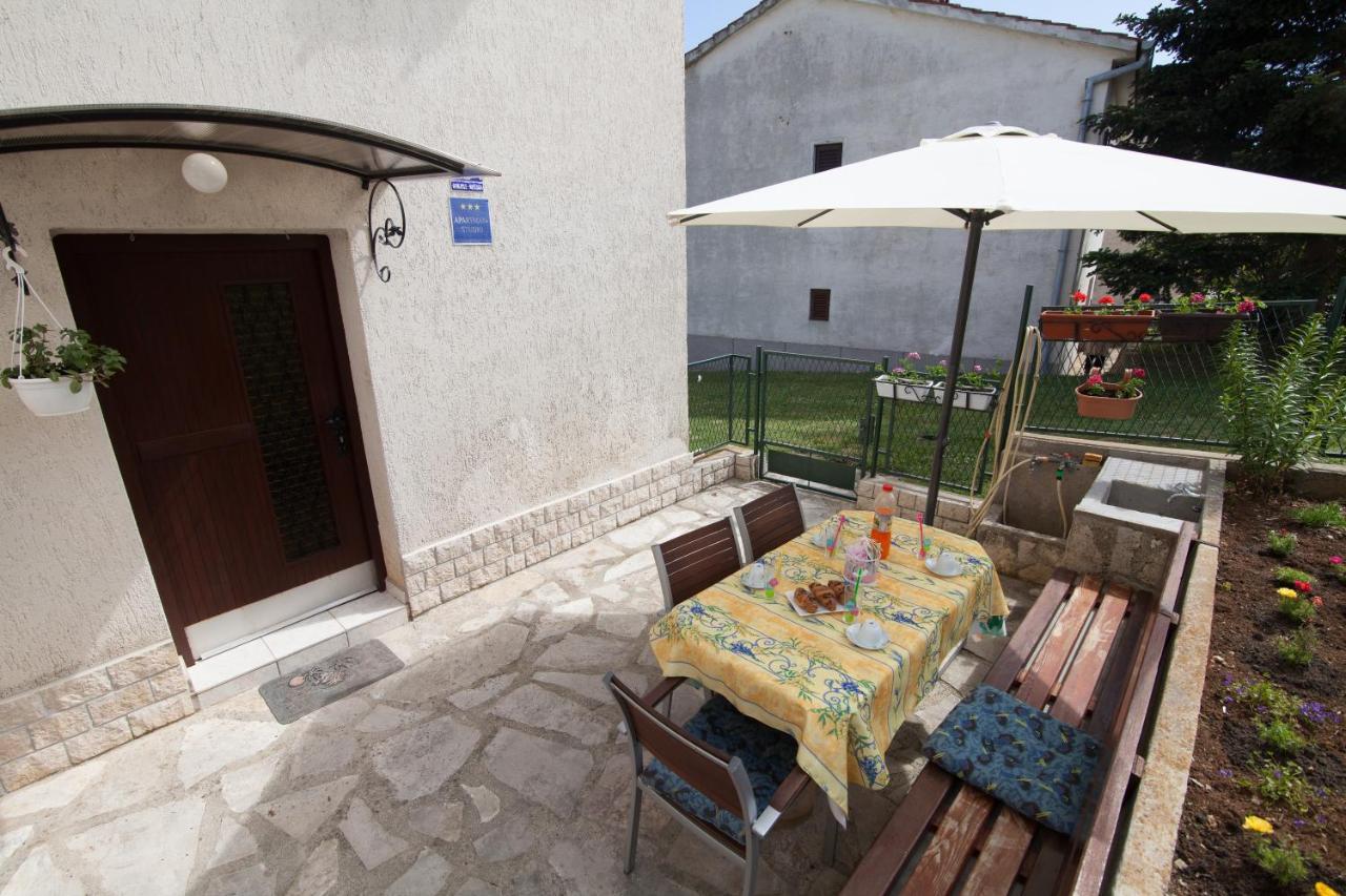 Apartman Kristina Apartment Banjole Bagian luar foto