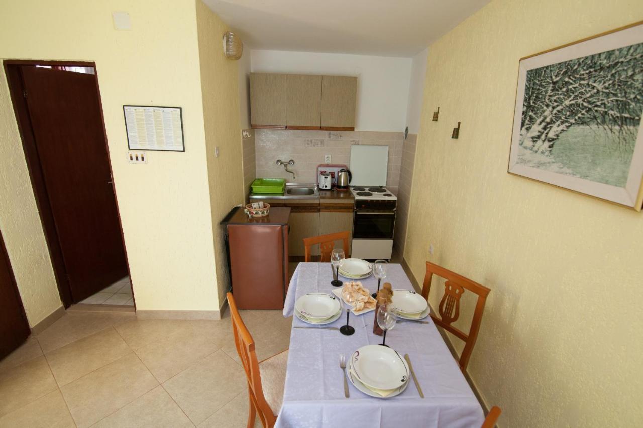 Apartman Kristina Apartment Banjole Bagian luar foto